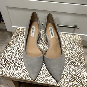 Steve Madden Flory Heels d'orsay Suede kitten heel pumps Grey
